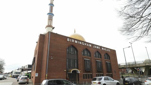 Una mezquita en Birmingham, el Reino Unido - Sputnik Mundo