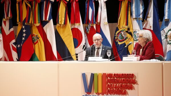 De manera marginal, el debate sobre el lenguaje inclusivo se ha colado en el Congreso Internacional de la Lengua Española - Sputnik Mundo