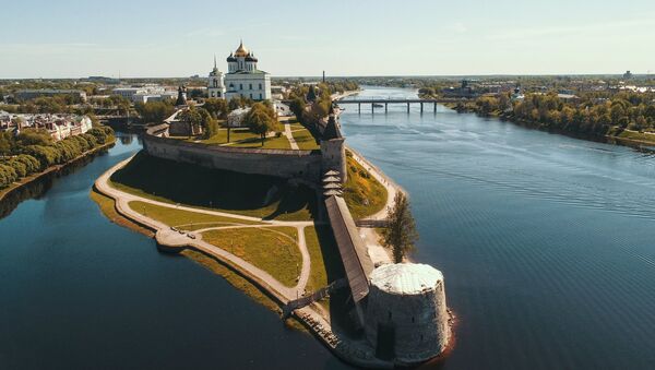 El Kremlin de Pskov, Rusia - Sputnik Mundo