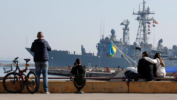 Fragata de la OTAN en el mar Negro - Sputnik Mundo