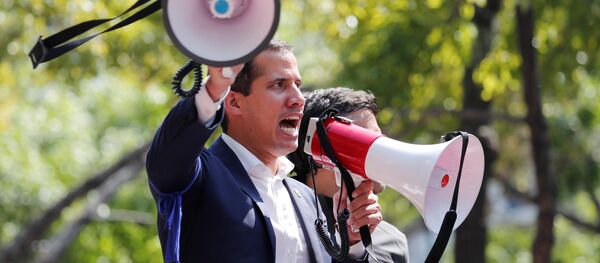 Juan Guaidó y Leopoldo López durante una movilización en Venezuela Juan Guaidó y Leopoldo López durante una movilización en Venezuela - Sputnik Mundo