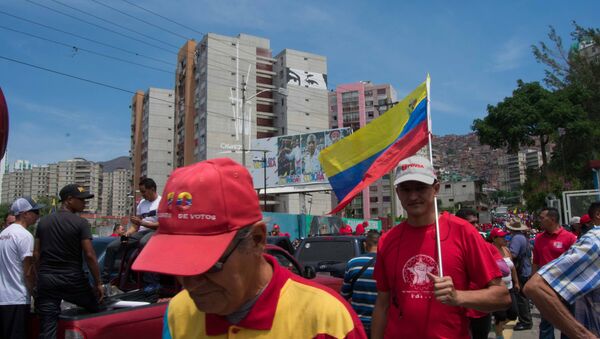 La manifestación a favor del Gobierno en El Valle, Caracas - Sputnik Mundo
