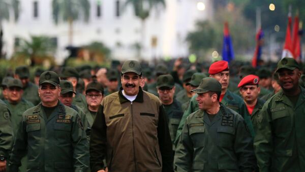 Nicolás Maduro, presidente de Venezuela durante la marcha militar en Caracas - Sputnik Mundo