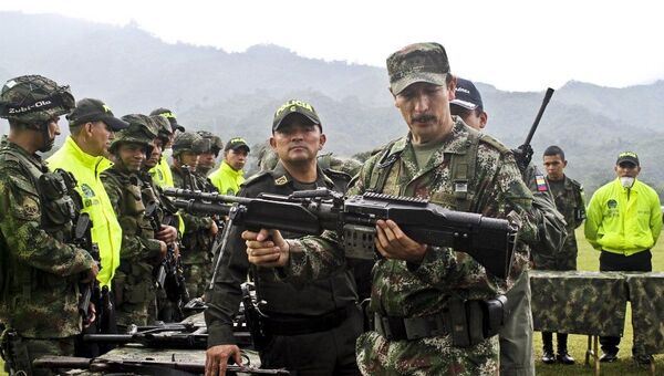 Comandante en jefe del Ejército de Colombia Nicacio Martínez Espinel - Sputnik Mundo