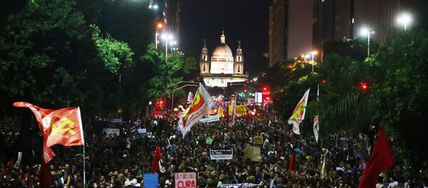 Protestas en Brasil contra recortes a universidades (archivo) Protestas en Brasil contra recortes a universidades (archivo) - Sputnik Mundo