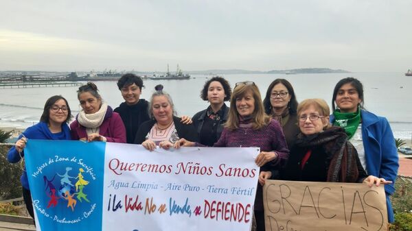 Mujeres de Zonas de Sacrificio en Resistencia festejan el fallo de la Corte Suprema que obliga al Estado a tomar resguardos para proteger a las comunidades de la contaminación - Sputnik Mundo