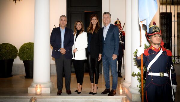 Reunión del presidente de Colombia, Iván Duque, y su homólogo de Argentina, Mauricio Macri - Sputnik Mundo