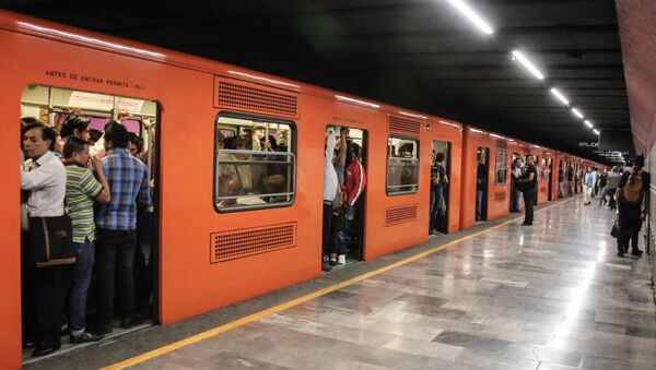 La estación del metro de la Ciudad de México - Sputnik Mundo