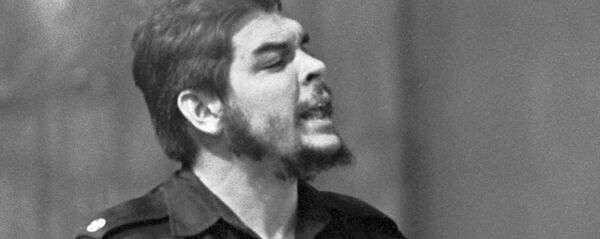 Ernesto 'Che' Guevara, revolucionario cubano-argentino Ernesto 'Che' Guevara, revolucionario cubano-argentino - Sputnik Mundo