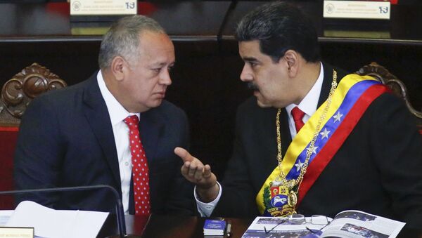 Diosdado Cabello, presidente de la Asamblea Nacional Constituyente de Venezuela, y Nicolás Maduro, presidente de Venezuela - Sputnik Mundo