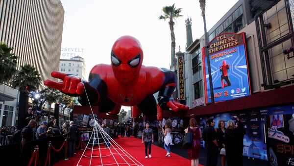 Globo con la forma de 'Spider-Man' - Sputnik Mundo
