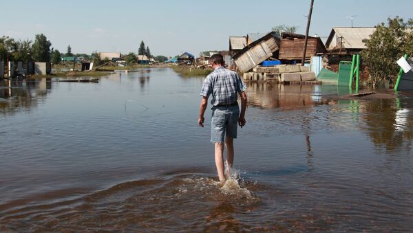Inundaciones en Irkutsk, Rusia - Sputnik Mundo
