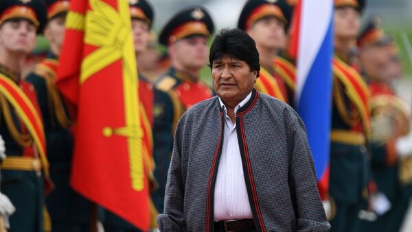Presidente de Bolivia, Evo Morales, en el aeropuero de Moscú - Sputnik Mundo