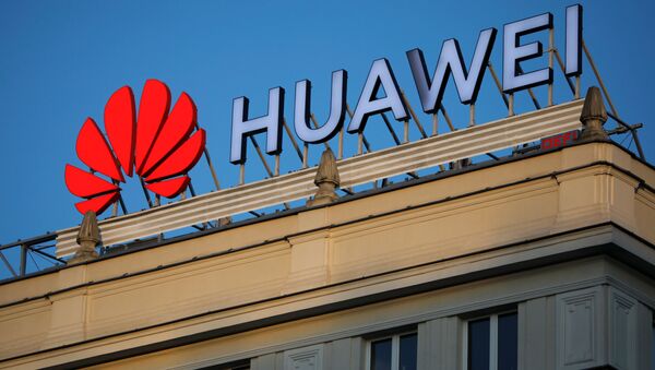 El logo de Huawei - Sputnik Mundo
