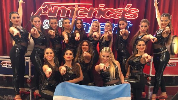 'Revolution Queens', el grupo de bailarinas argentinas que revolucionó América's Got Talent - Sputnik Mundo