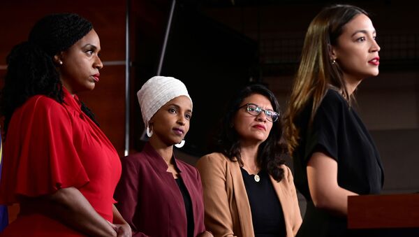 Las legisladoras de EEUU Ayanna Pressley, Ilhan Omar, Rashida Tlaib y Alexandria Ocasio-Cortez - Sputnik Mundo