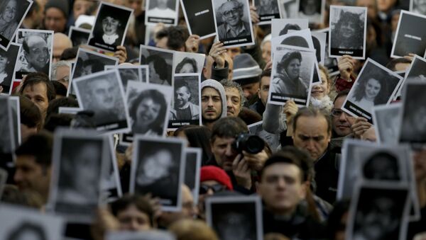 Las fotos de las víctimas del atentado a la AMIA en Argentna (archivo) - Sputnik Mundo