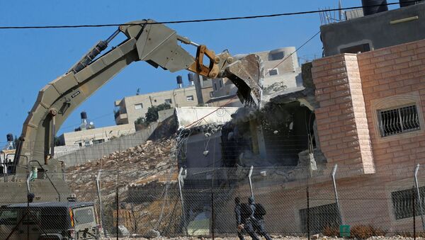 Demolición de viviendas por parte de Israel en el barrio palestino de Sur Baher - Sputnik Mundo