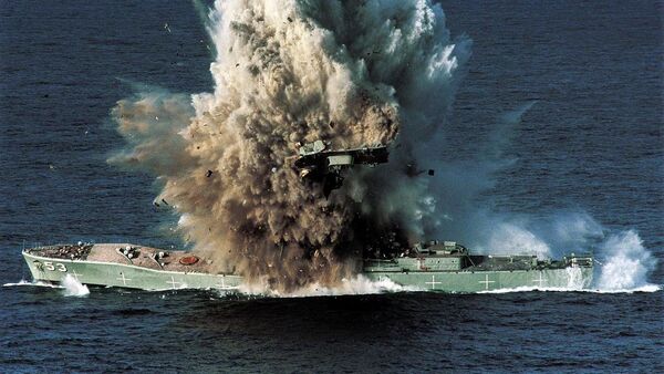 El buque militar Torrens destruido por un torpedo Mark 48 - Sputnik Mundo
