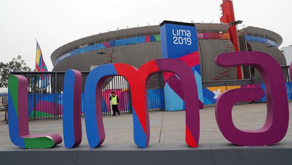 Vista exterior del Estadio Nacional de Lima, una de las sedes de los Juegos Panamericanos de Lima 2019 - Sputnik Mundo