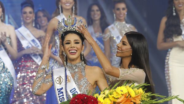 Thalia Olvino, Miss Venezuela 2019 - Sputnik Mundo