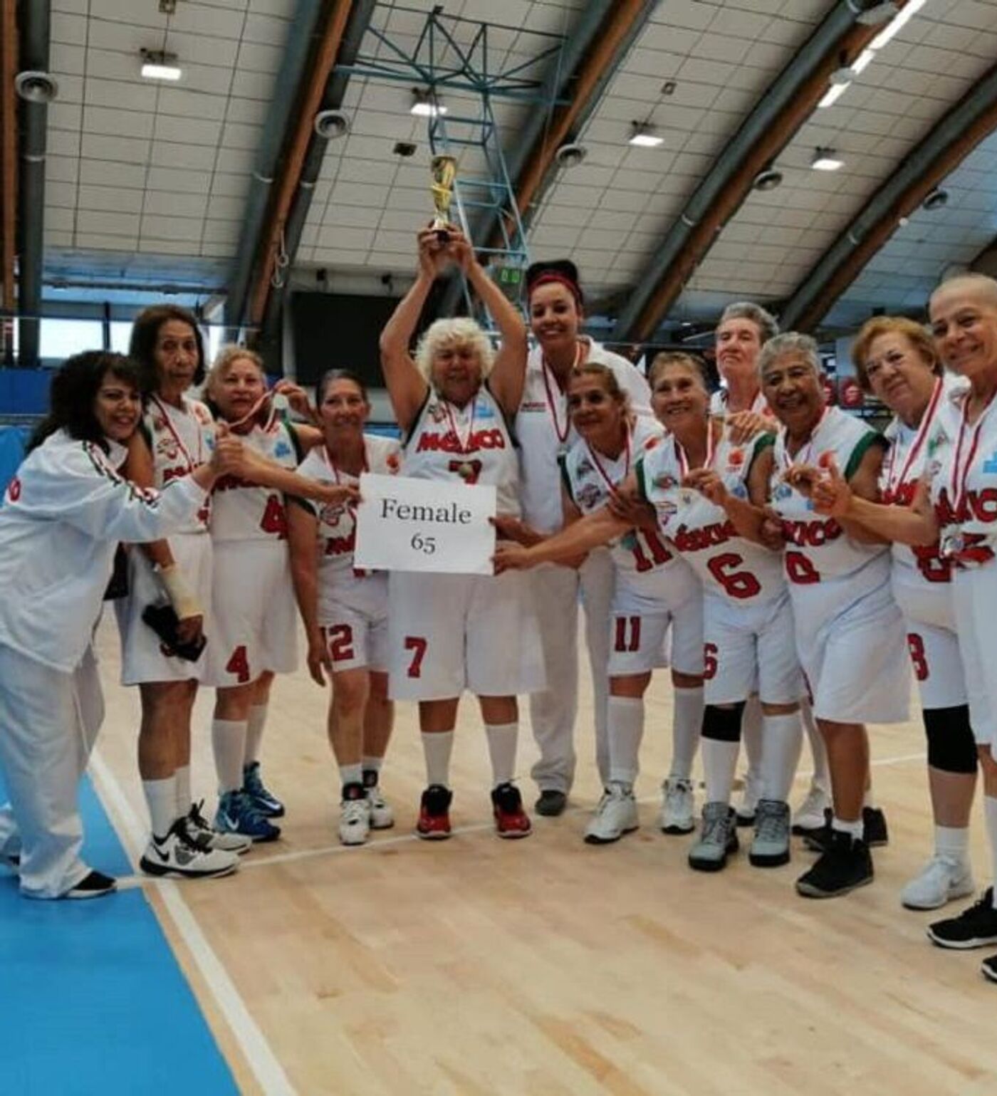 Abuelitas mexicanas ganan un Mundial de baloncesto (fotos, vídeo) -  , Sputnik Mundo