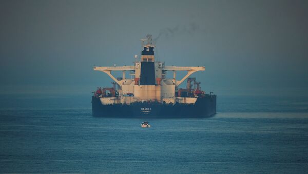 El petrolero iraní Grace 1 retenido por Gibraltar - Sputnik Mundo