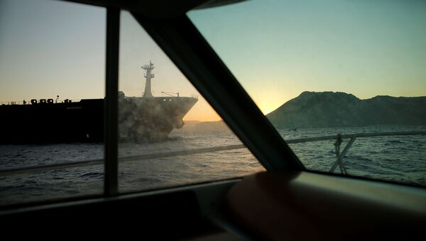 Un barco petrolero iraní (imagen referencial) - Sputnik Mundo