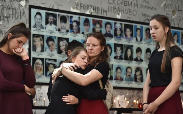 Las víctimas del ataque terrorista de Beslán - Sputnik Mundo