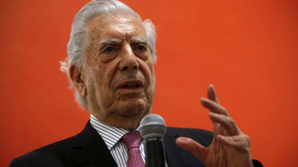 Mario Vargas Llosa, escritor peruano - Sputnik Mundo