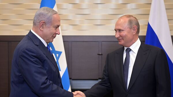 El primer ministro israelí, Benjamín Netanyahu, se reúne con el presidente ruso, Vladímir Putin, en Sochi - Sputnik Mundo