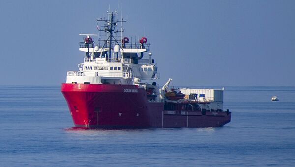 El barco de rescate Ocean Viking - Sputnik Mundo