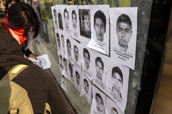 Cinco años de Ayotzinapa: Vivos los queremos Cinco años de Ayotzinapa: Vivos los queremos - Sputnik Mundo