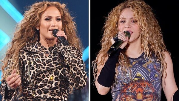 Las cantantes Jennifer Lopez y Shakira - Sputnik Mundo