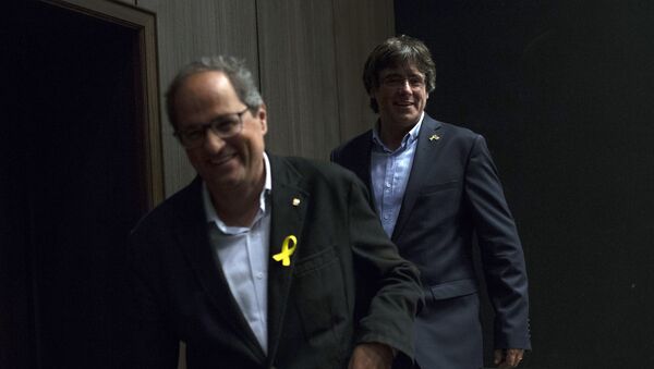 Carles Puigdemont y Quim Torra - Sputnik Mundo