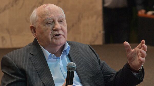Mijaíl Gorbachov, exlíder soviético (archivo) - Sputnik Mundo