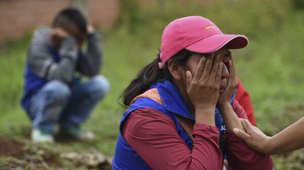 Los familiares de víctimas de un masacre en Colombia (archivo) - Sputnik Mundo
