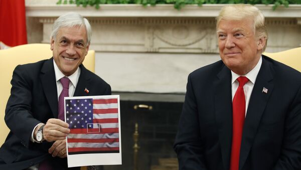 Sebastián Piñera, presidente de Chile, y Donald Trump, presidente de EEUU, en Washington, 28 de septiembre de 2018 - Sputnik Mundo