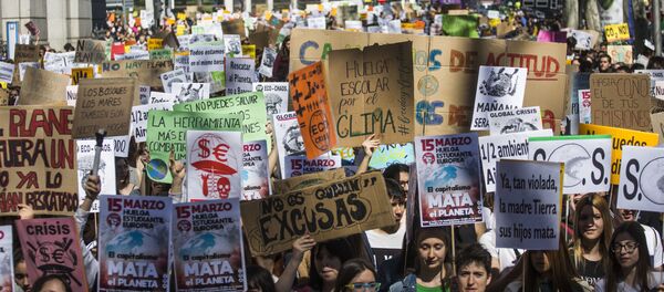 Una huelga climática en Madrid Una huelga climática en Madrid - Sputnik Mundo