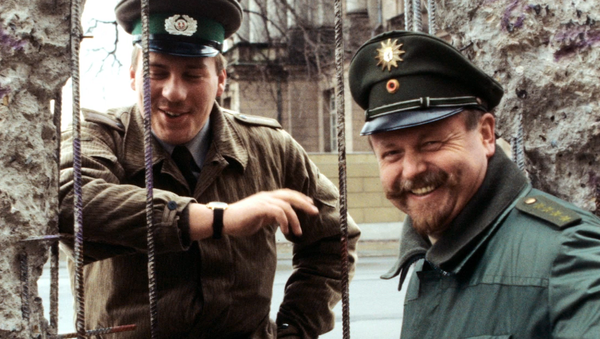 30 años de la caída del muro de Berlín: el fin de una época - Sputnik Mundo