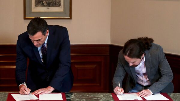 Pedro Sánchez, presidente del Gobierno de España en funciones, y Pablo Iglesias, líder de la coalición izquierdista Unidas Podemos - Sputnik Mundo