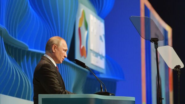 Vladímir Putin, presidente de Rusia, en la cumbre de los BRICS en Brasil - Sputnik Mundo