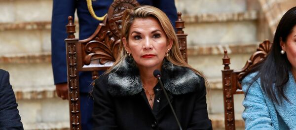 Jeanine Áñez, presidenta de facto de Bolivia Jeanine Áñez, presidenta de facto de Bolivia - Sputnik Mundo