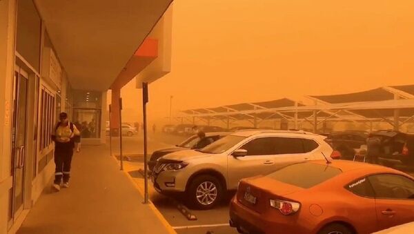 Una tormenta de arena en Mildura, Australia - Sputnik Mundo