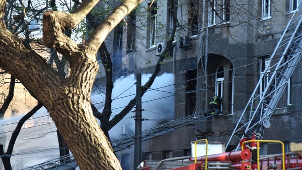 Incendio en un instituto de Odesa, Ucrania  - Sputnik Mundo