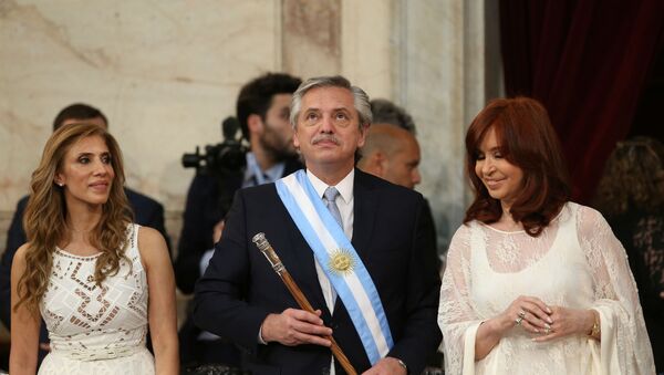 El presidente argentino Alberto Fernández junto a la vicepresidenta Cristina Fernández - Sputnik Mundo