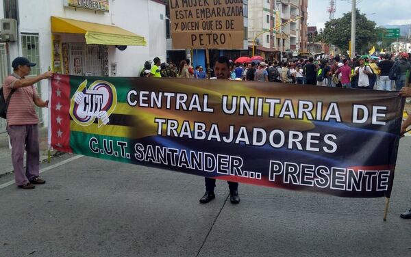 Manifestantes de la C.U.T. en Santander, Colombia - Sputnik Mundo