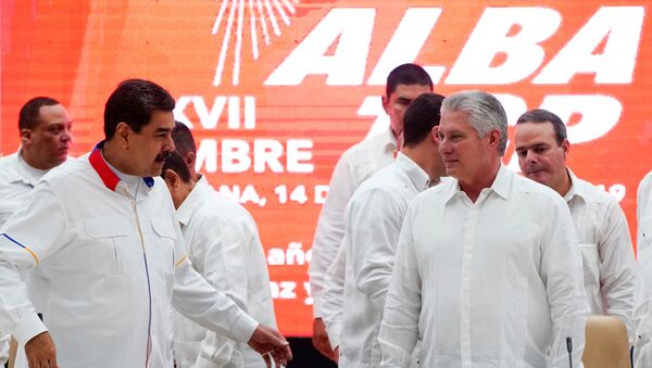 El presidente de Venezuela, Nicolás Maduro junto al presidente de Cuba, Miguel Díaz-Canel - Sputnik Mundo