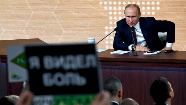 La gran rueda de prensa 2019 de Vladímir Putin  - Sputnik Mundo