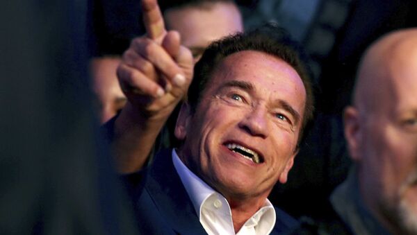 Arnold Schwarzenegger - Sputnik Mundo